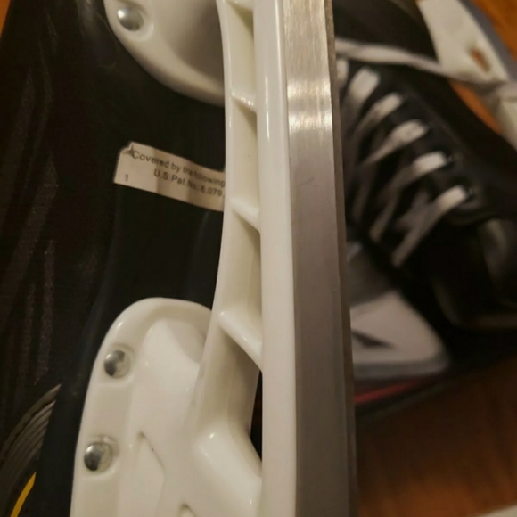 Bauer Supreme 140 Size 5 R/ US 6 - Picture 4 of 6